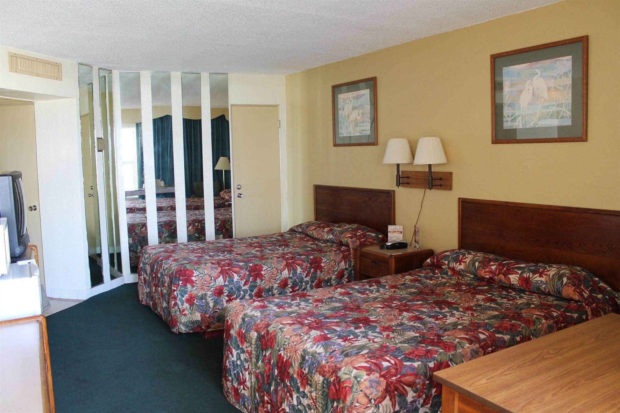Grand Prix Motel Beach Front Дейтона Бийч Екстериор снимка